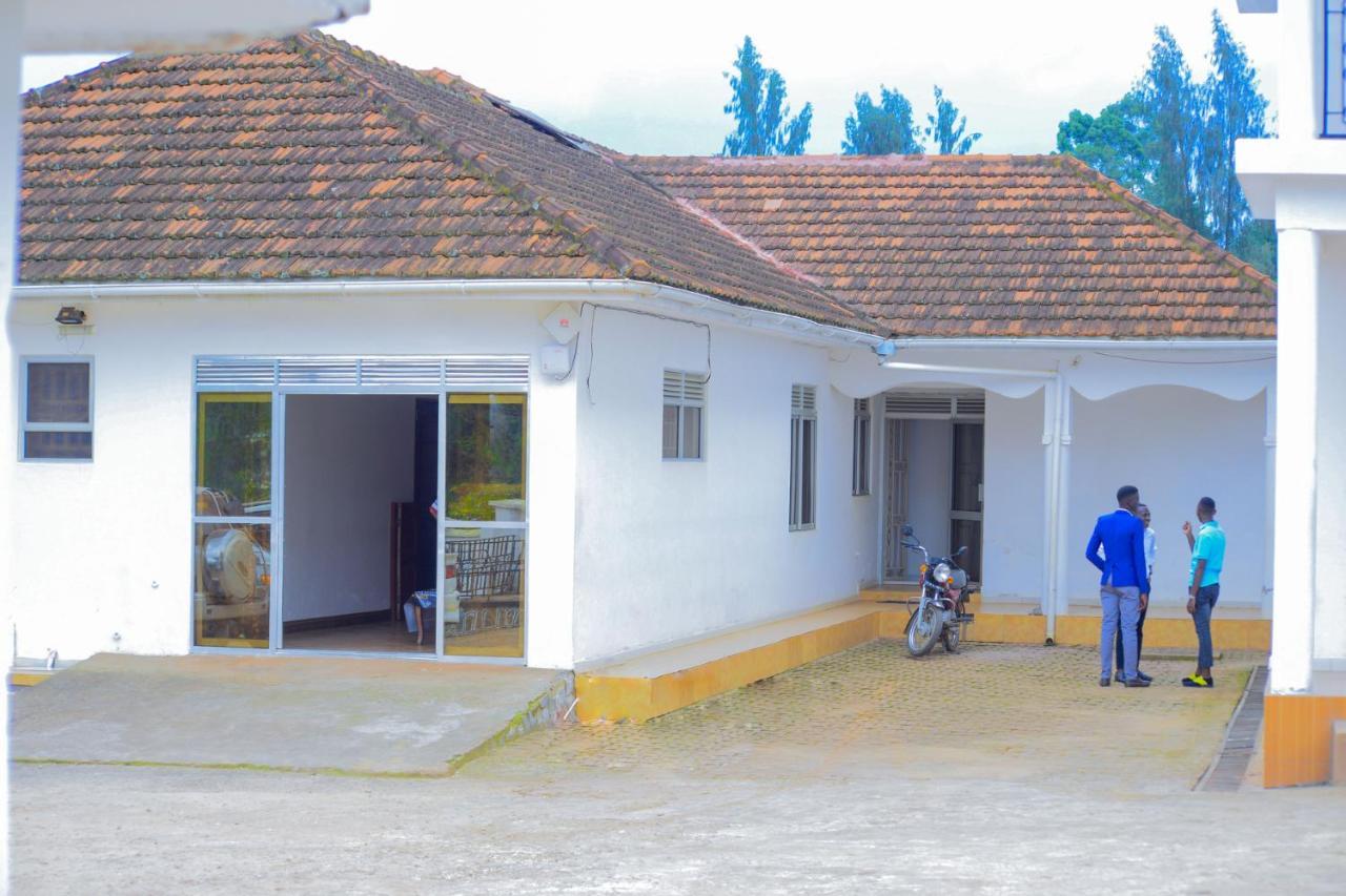 Kigezi Gardens Inn Kabale ภายนอก รูปภาพ