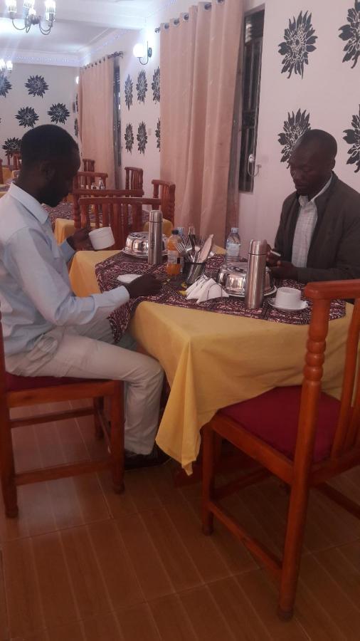 Kigezi Gardens Inn Kabale ภายนอก รูปภาพ