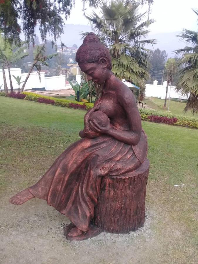 Kigezi Gardens Inn Kabale ภายนอก รูปภาพ