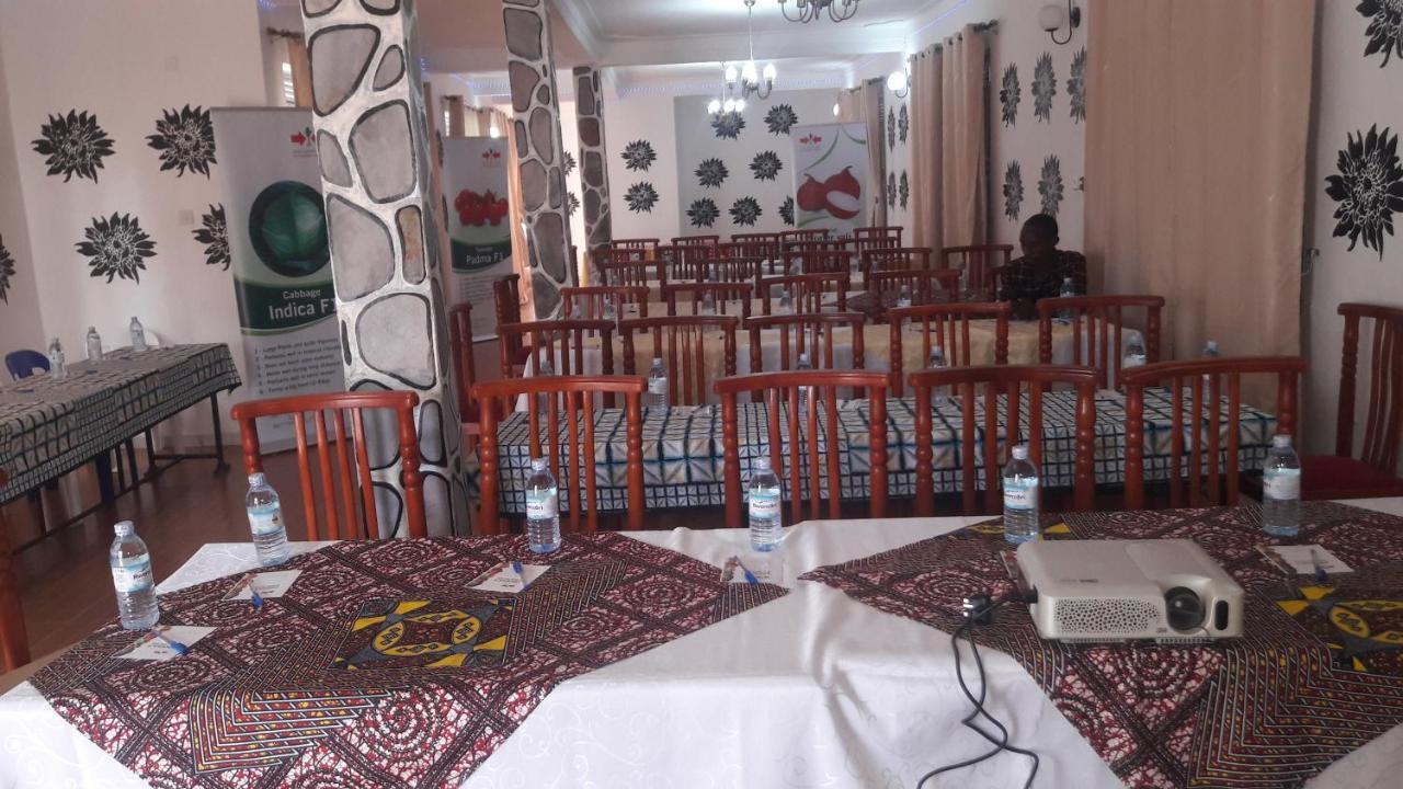 Kigezi Gardens Inn Kabale ภายนอก รูปภาพ