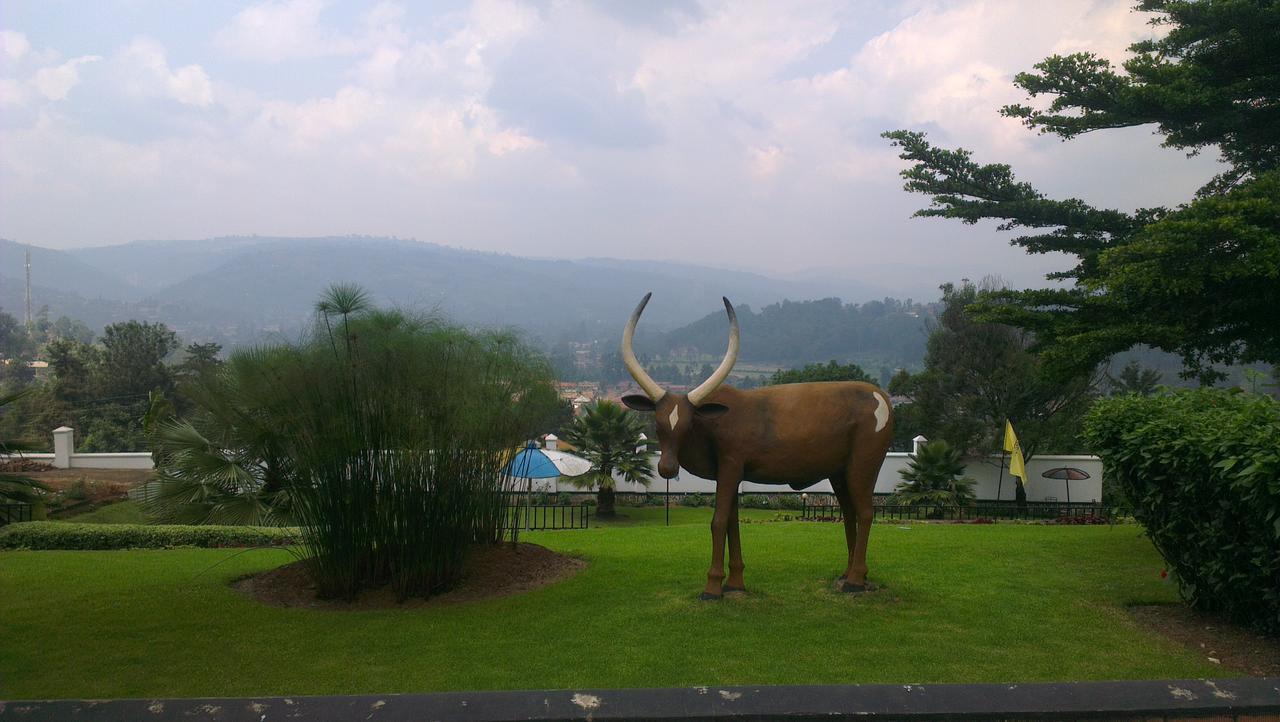 Kigezi Gardens Inn Kabale ภายนอก รูปภาพ