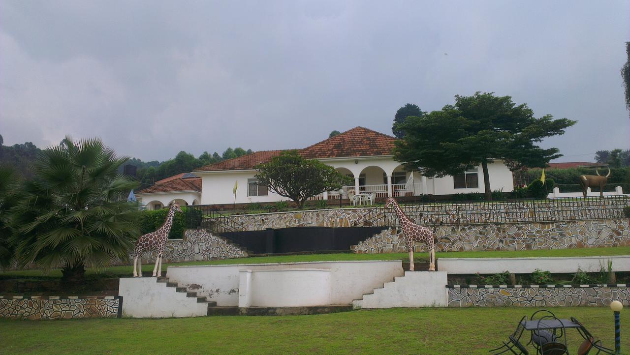 Kigezi Gardens Inn Kabale ภายนอก รูปภาพ