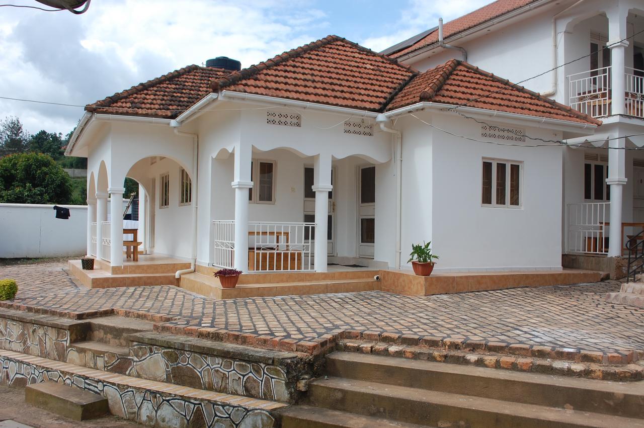 Kigezi Gardens Inn Kabale ภายนอก รูปภาพ