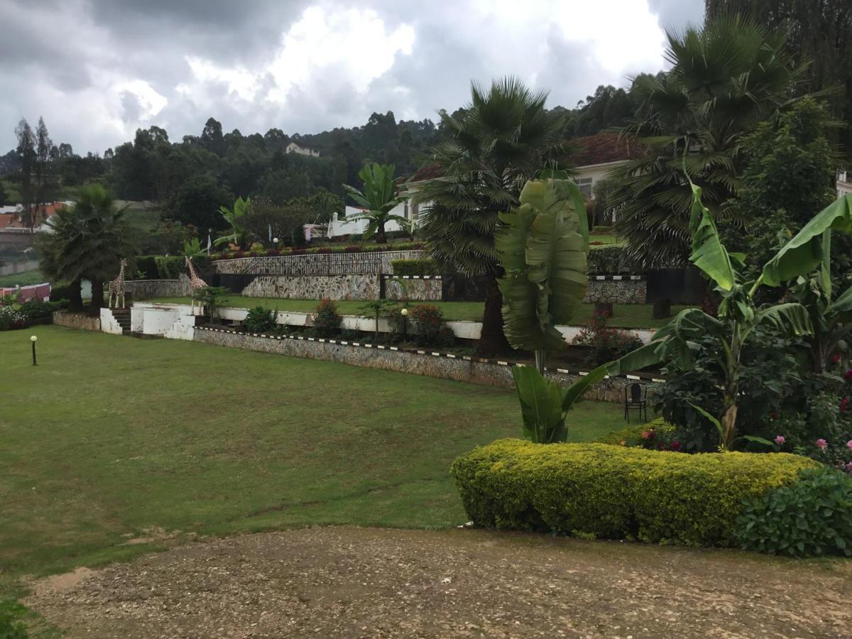 Kigezi Gardens Inn Kabale ภายนอก รูปภาพ