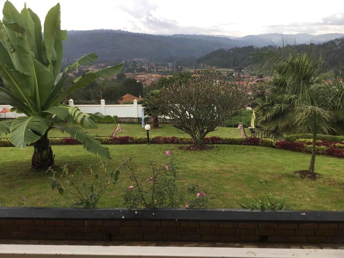 Kigezi Gardens Inn Kabale ภายนอก รูปภาพ