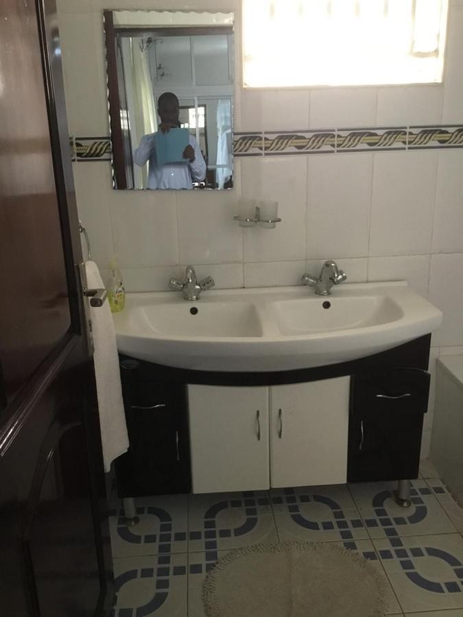 Kigezi Gardens Inn Kabale ภายนอก รูปภาพ